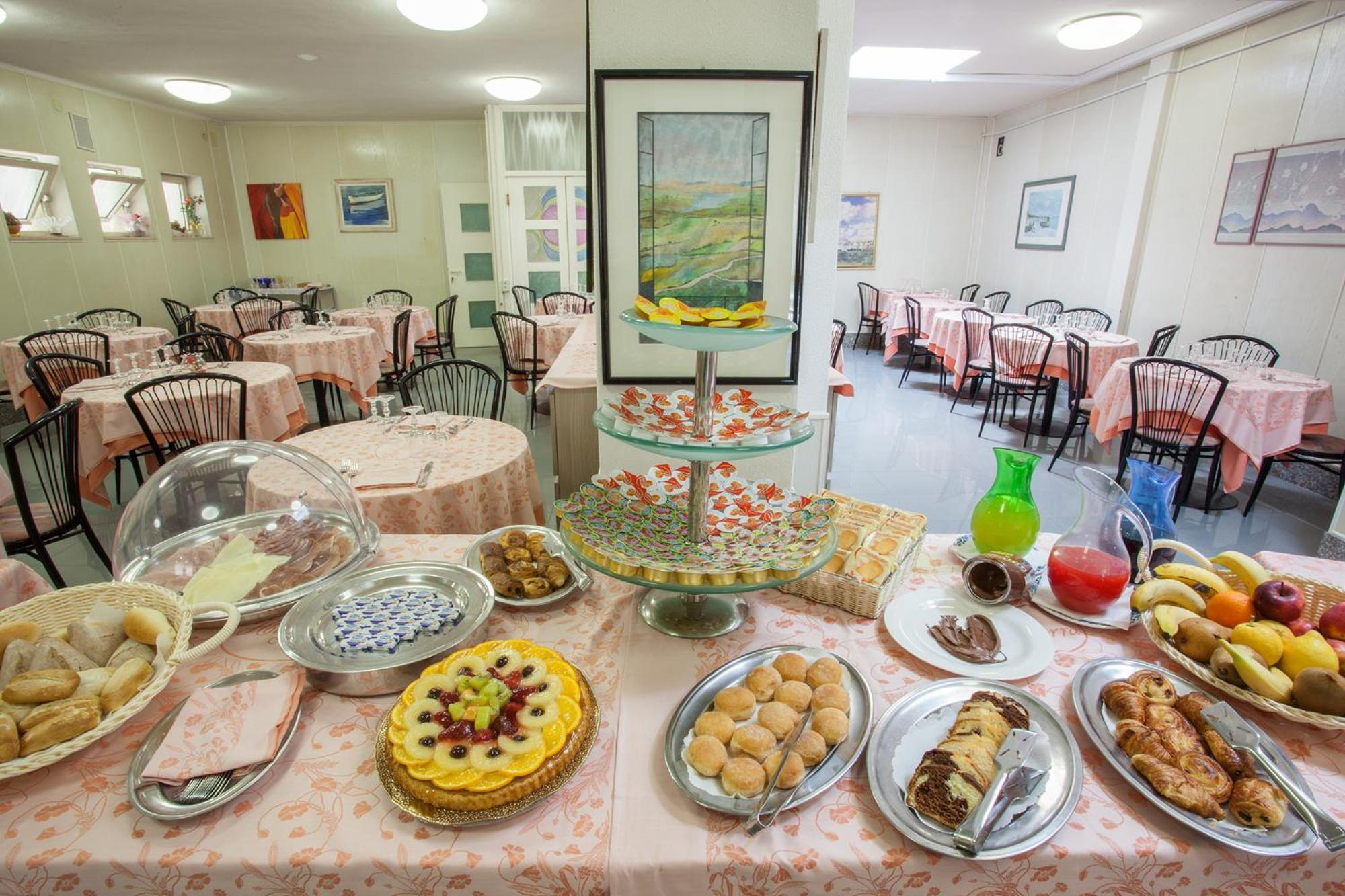 Hotel Azzurra سينِغاليا المظهر الخارجي الصورة